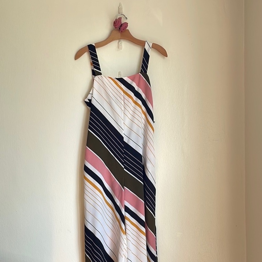 NWT Forever 21 Jumpsuit Medium